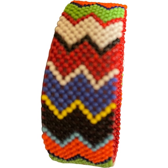 Bracelets: Colourful Beaded Bracelet made in Kenya. - Picture 4 of 8